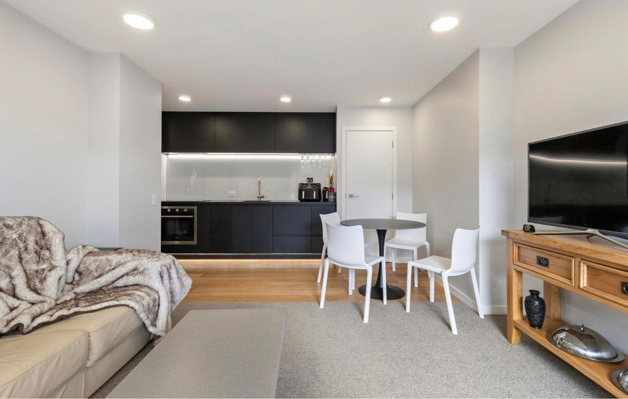 Amber View Apartment Куийнстаун Екстериор снимка