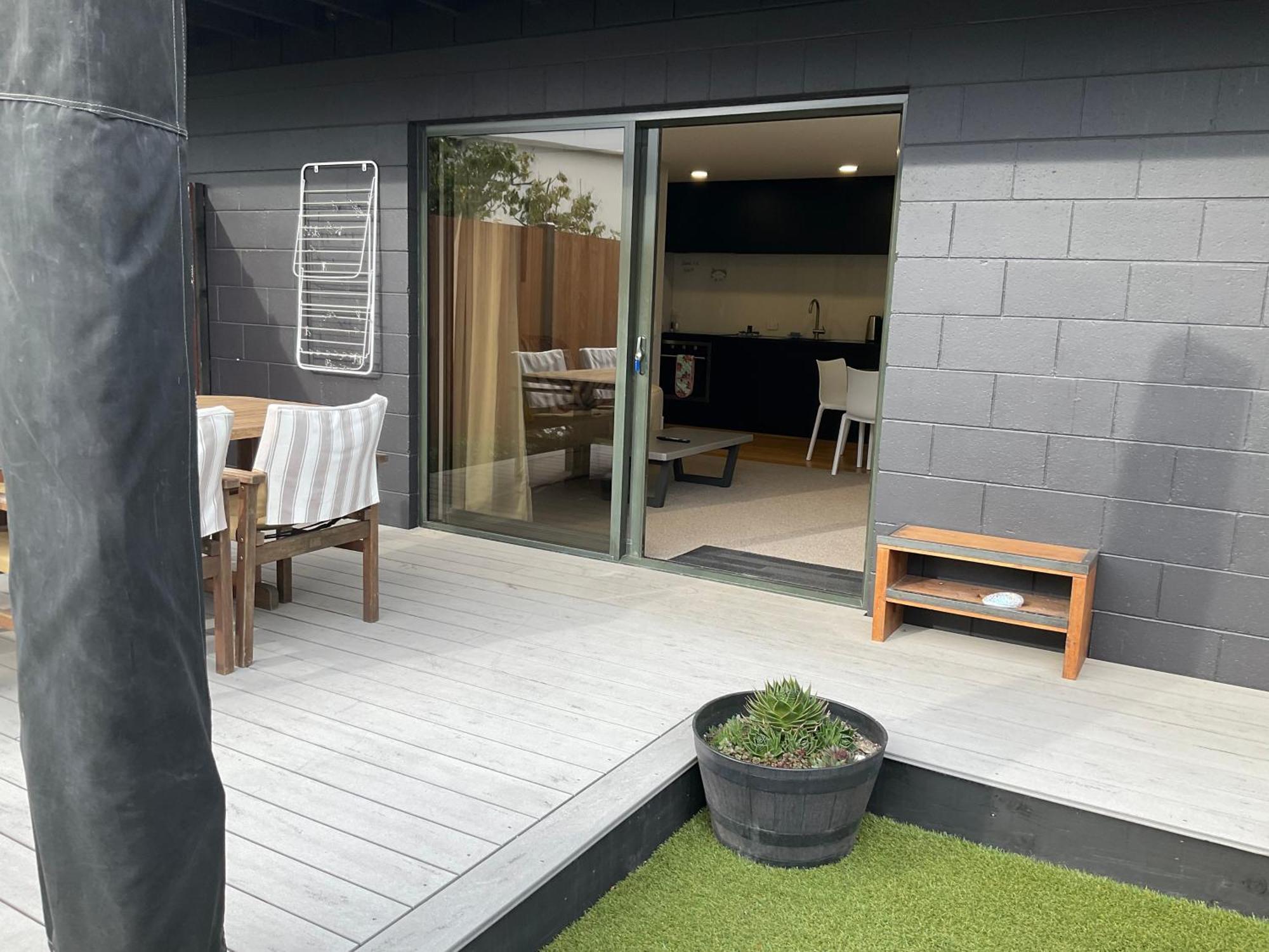 Amber View Apartment Куийнстаун Екстериор снимка